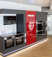 PRENOVLJENI SALON BELE TEHNIKE ETIS KRANJ