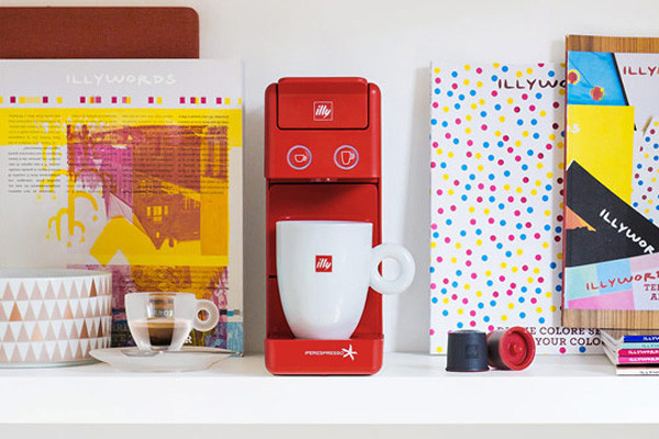 kavni-aparati-illy-selection/Illy-y3.3.-2