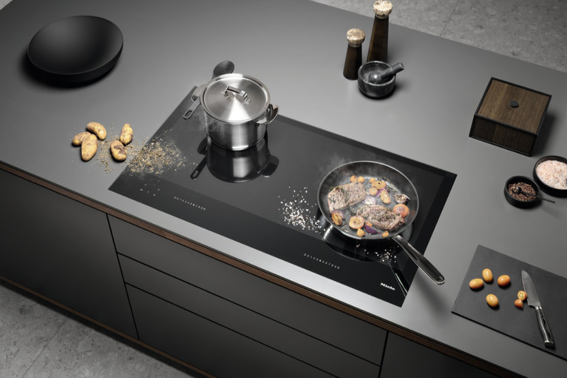 z-aparati-miele-je-zivljenje-lepse/plosca-miele-2